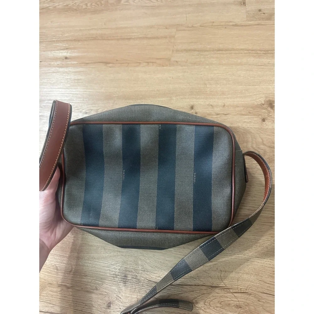 Fendi minor crack