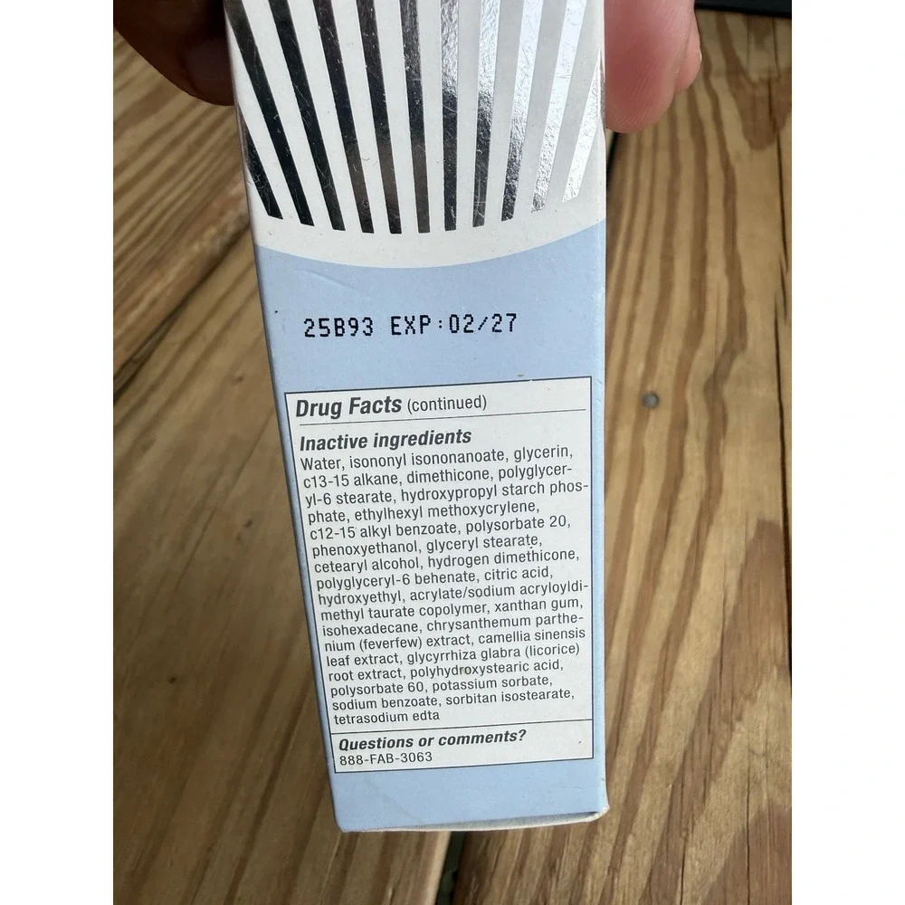 First Aid Beauty Ultra Repair Face Moisturizer With Sunscreen 1.7 fl oz