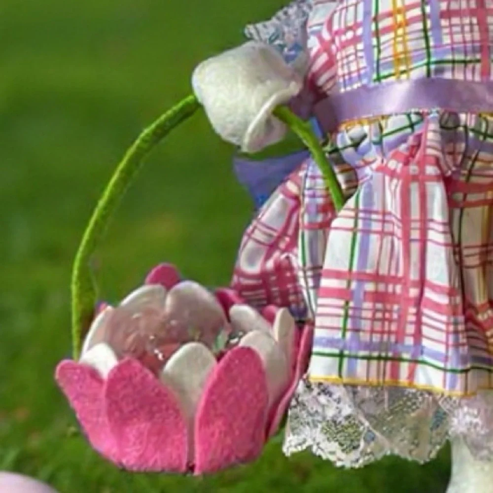 Annalee adorable bunny
