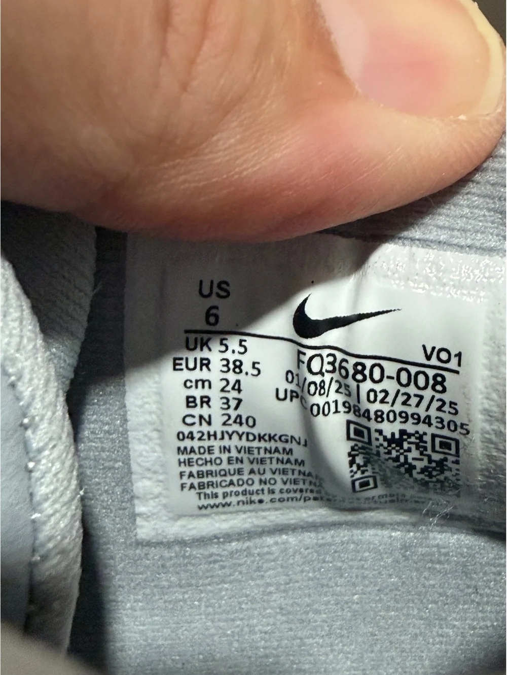 Size 6M/7.5 Women - Nike Giannis Immortality 4 “Wolf Grey Midnight Navy”