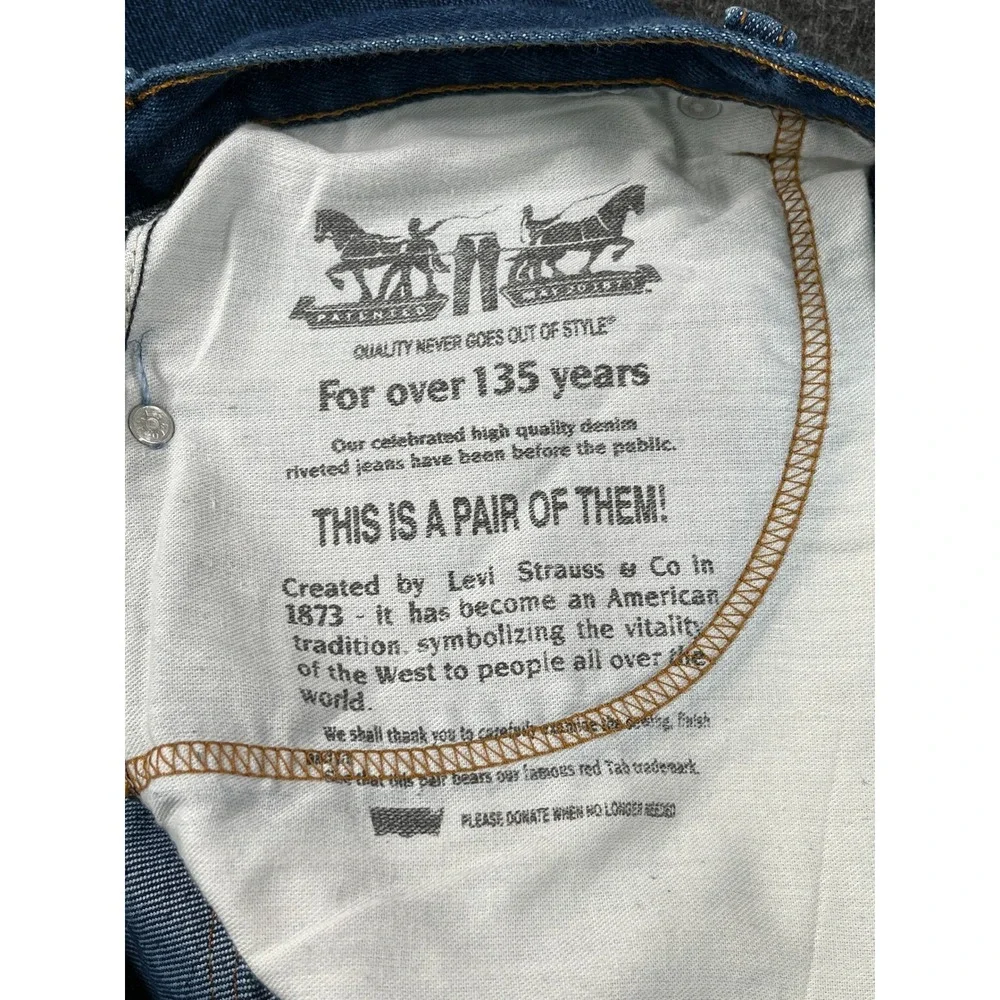 Levis levi 517