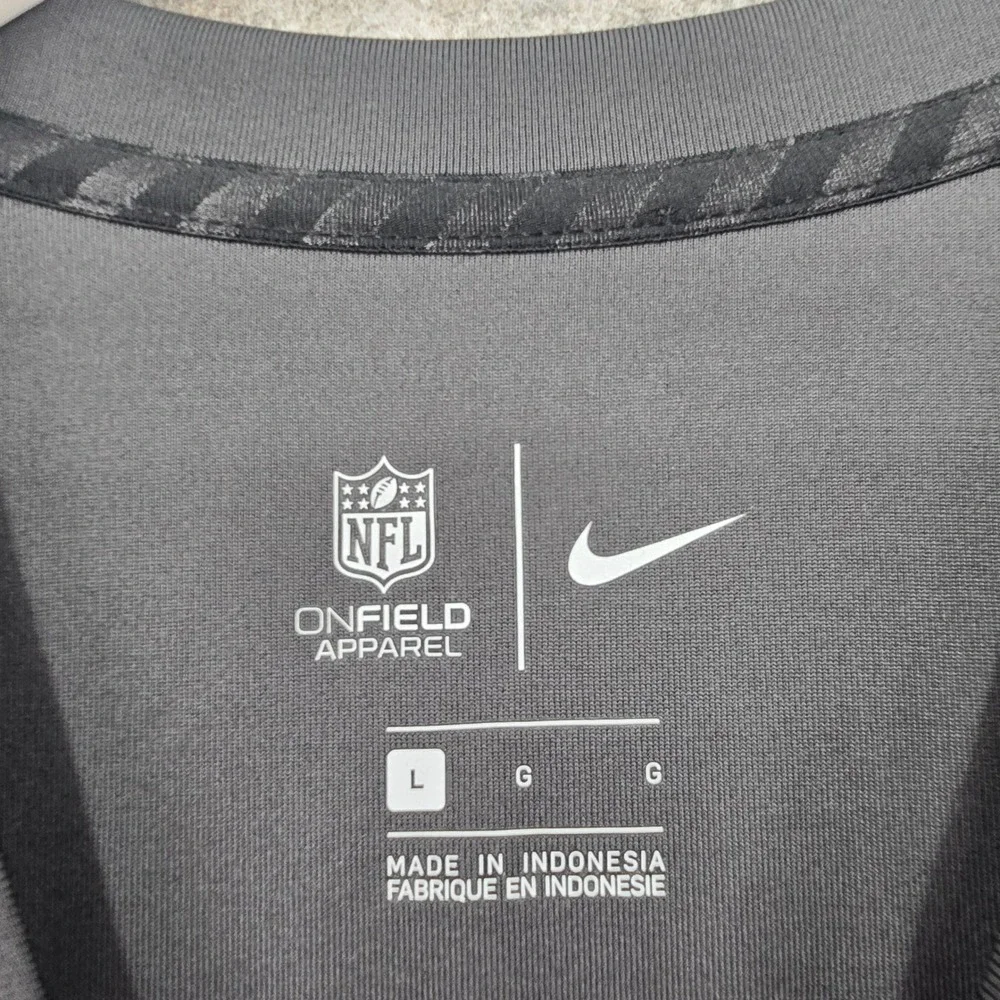 Nike textured out thanks