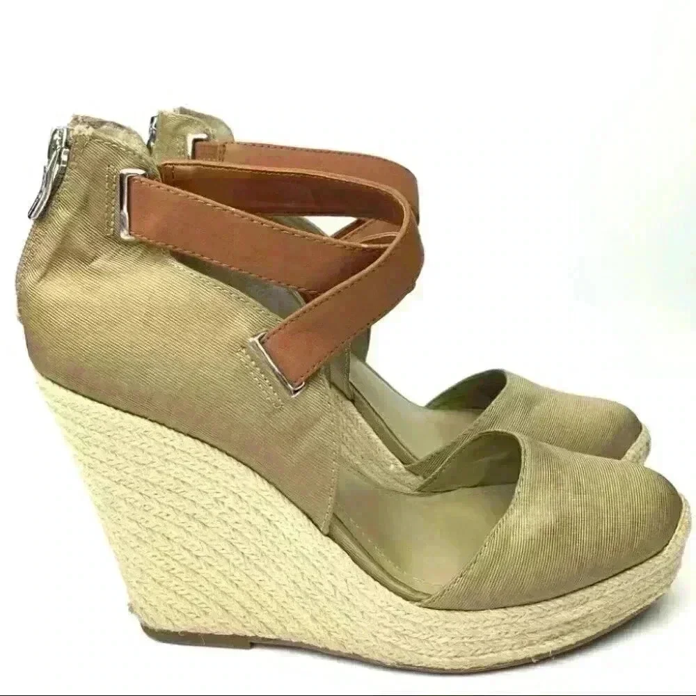 BCBGeneration womens platform