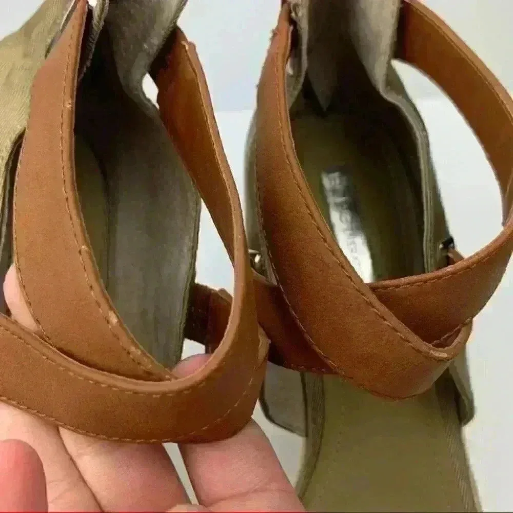 BCBGeneration womens platform
