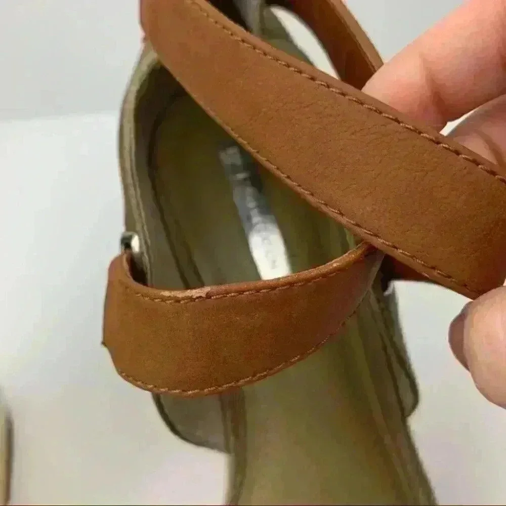 BCBGeneration womens platform