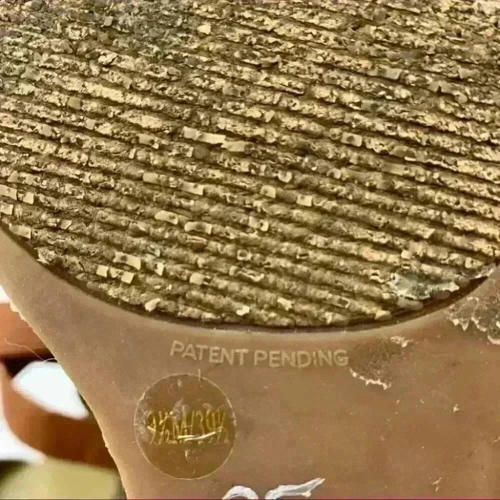 BCBGeneration womens platform