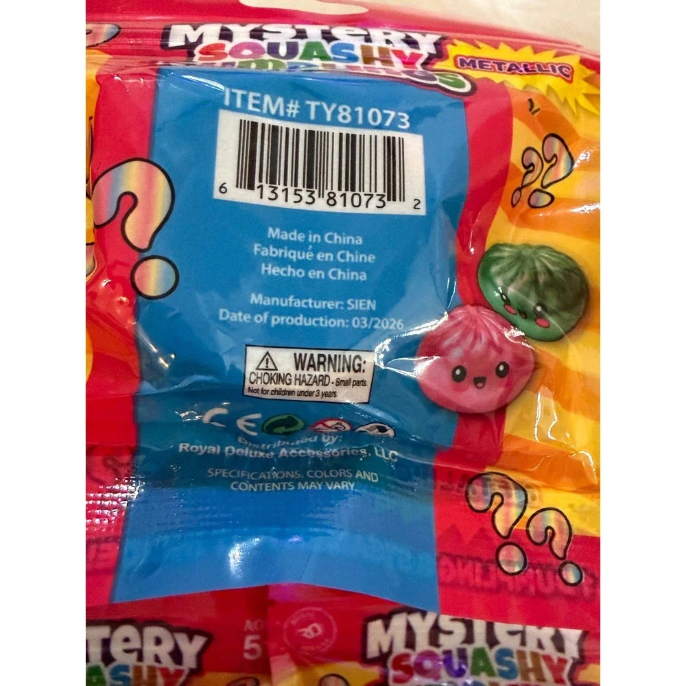 Royal Deluxe Accessories lot mystery