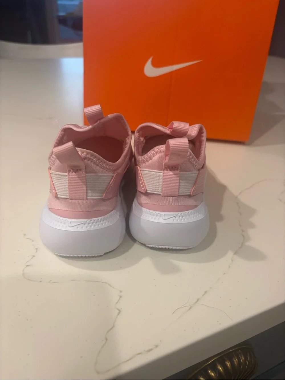 Nike lightweight slip