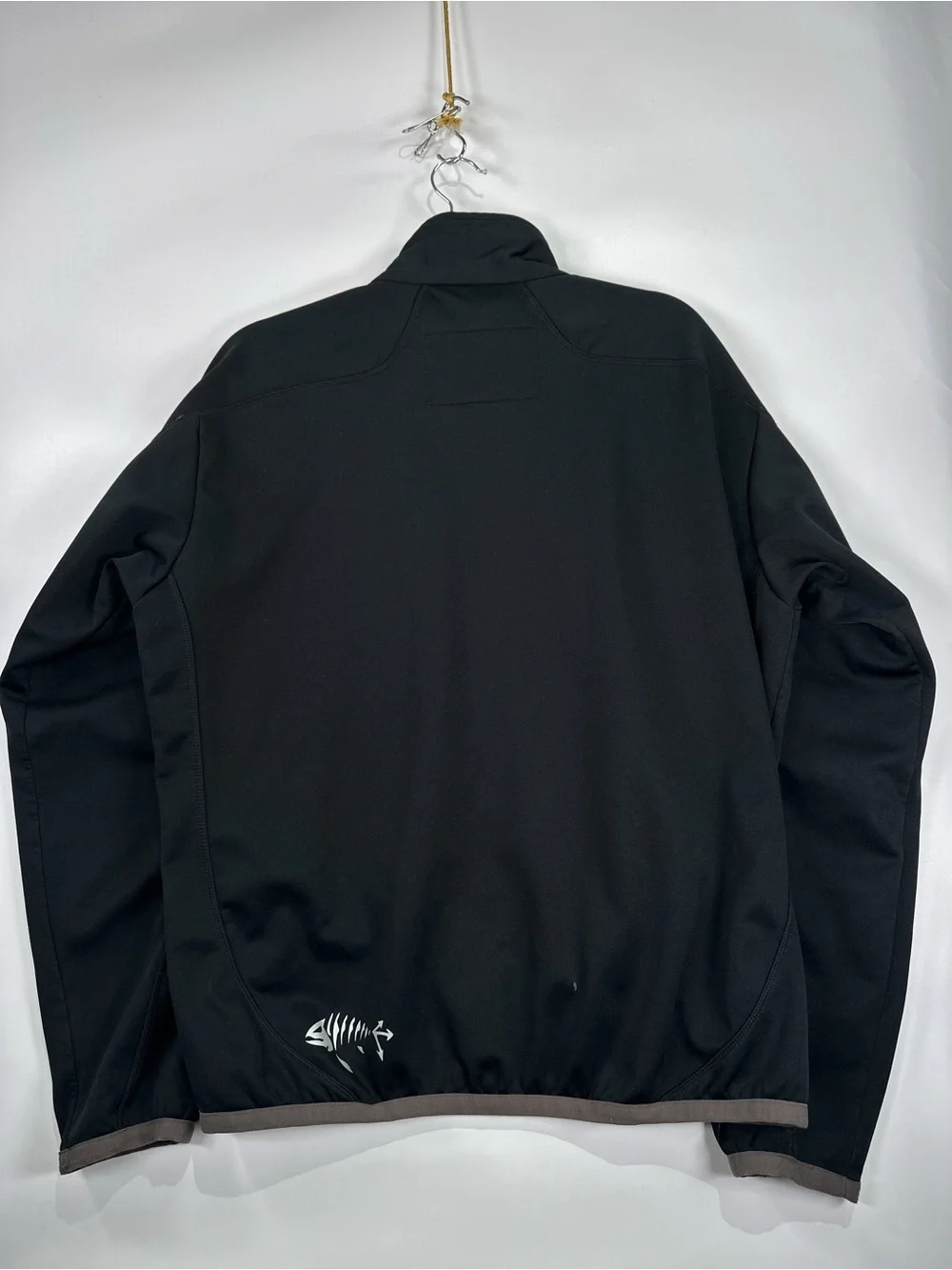 Descente lower construction front