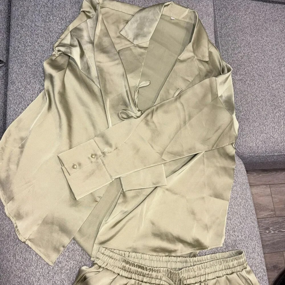 Amazon women’s olive