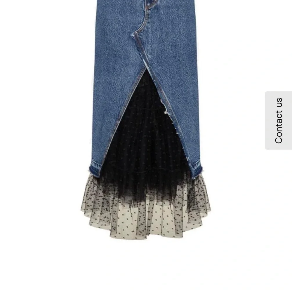 RED Valentino design used