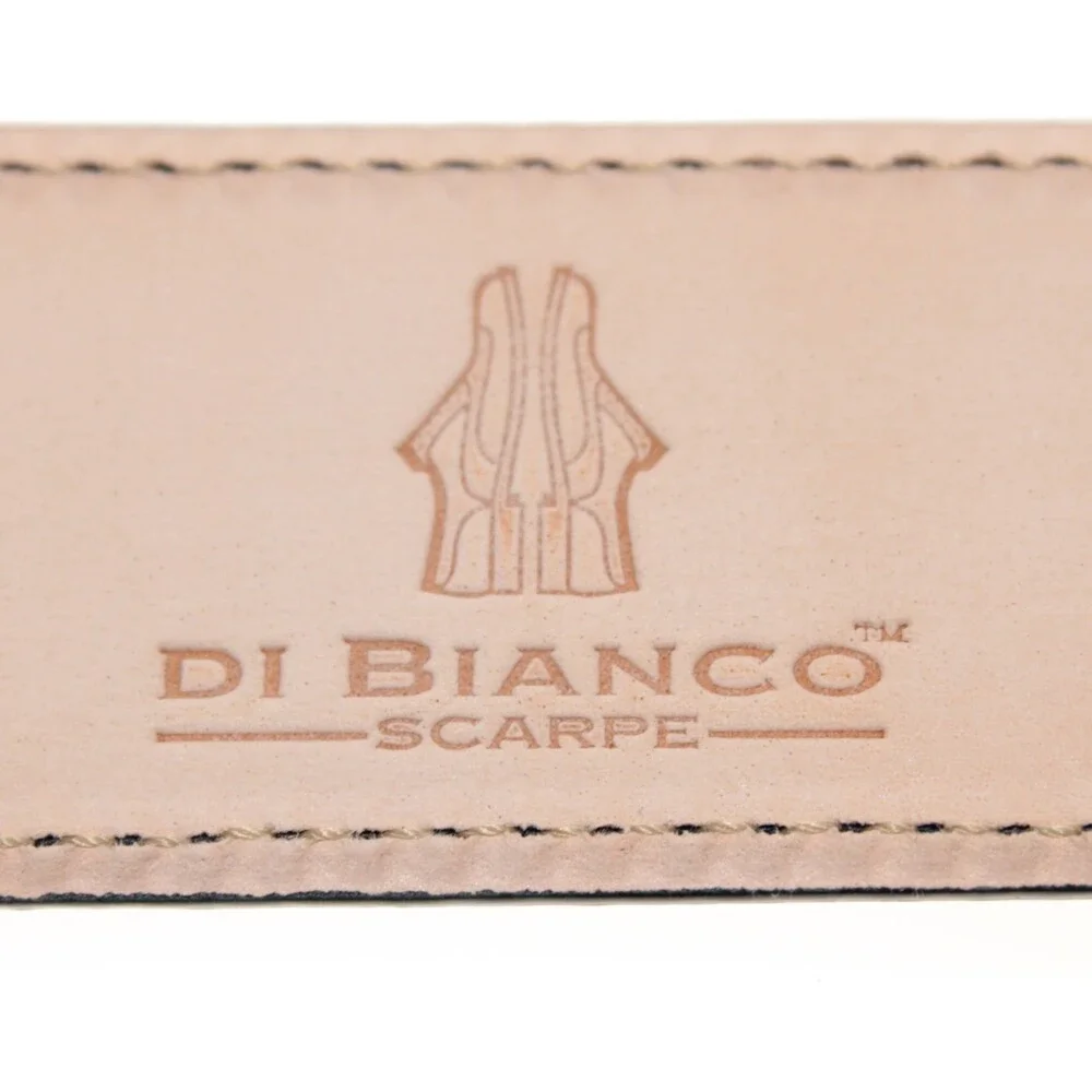 Di Bianco di bianco