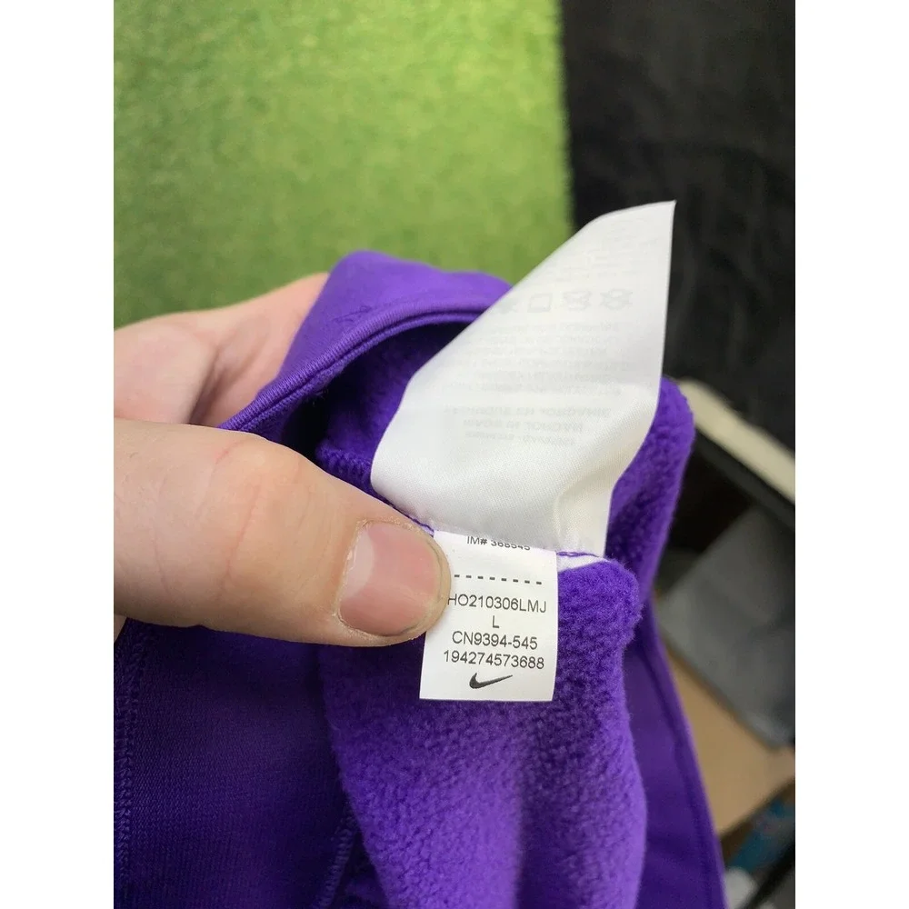 Nike shop confidence