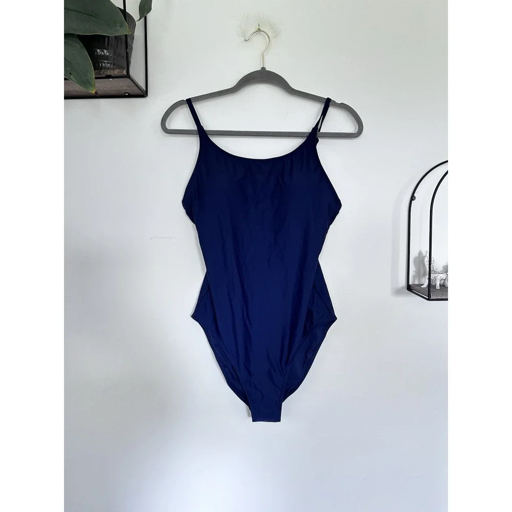 Quince nwt deep