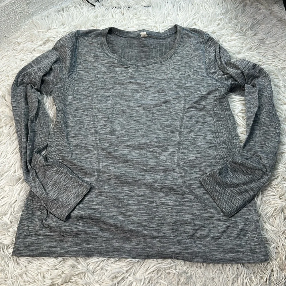 Lululemon Swiftly Relaxed Long Sleeve Slate / White