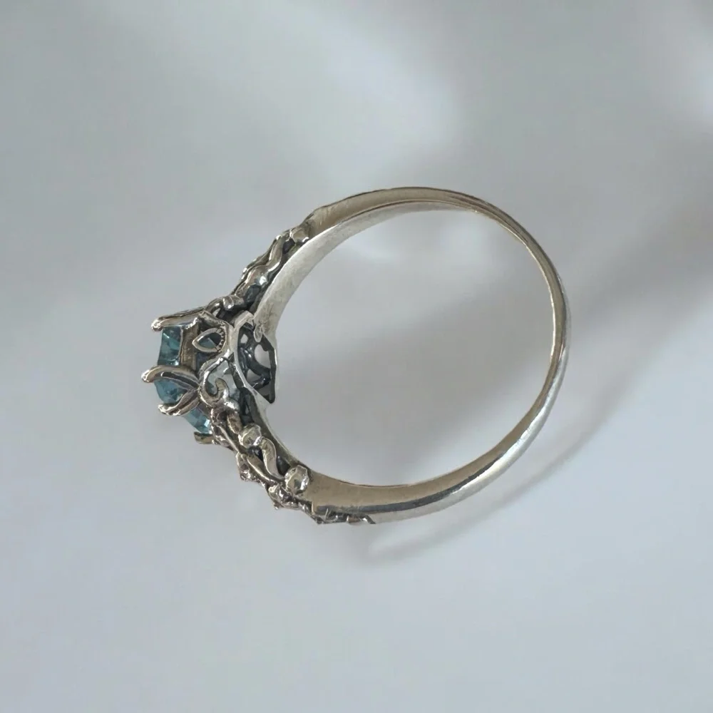 Vintage natural setting blue