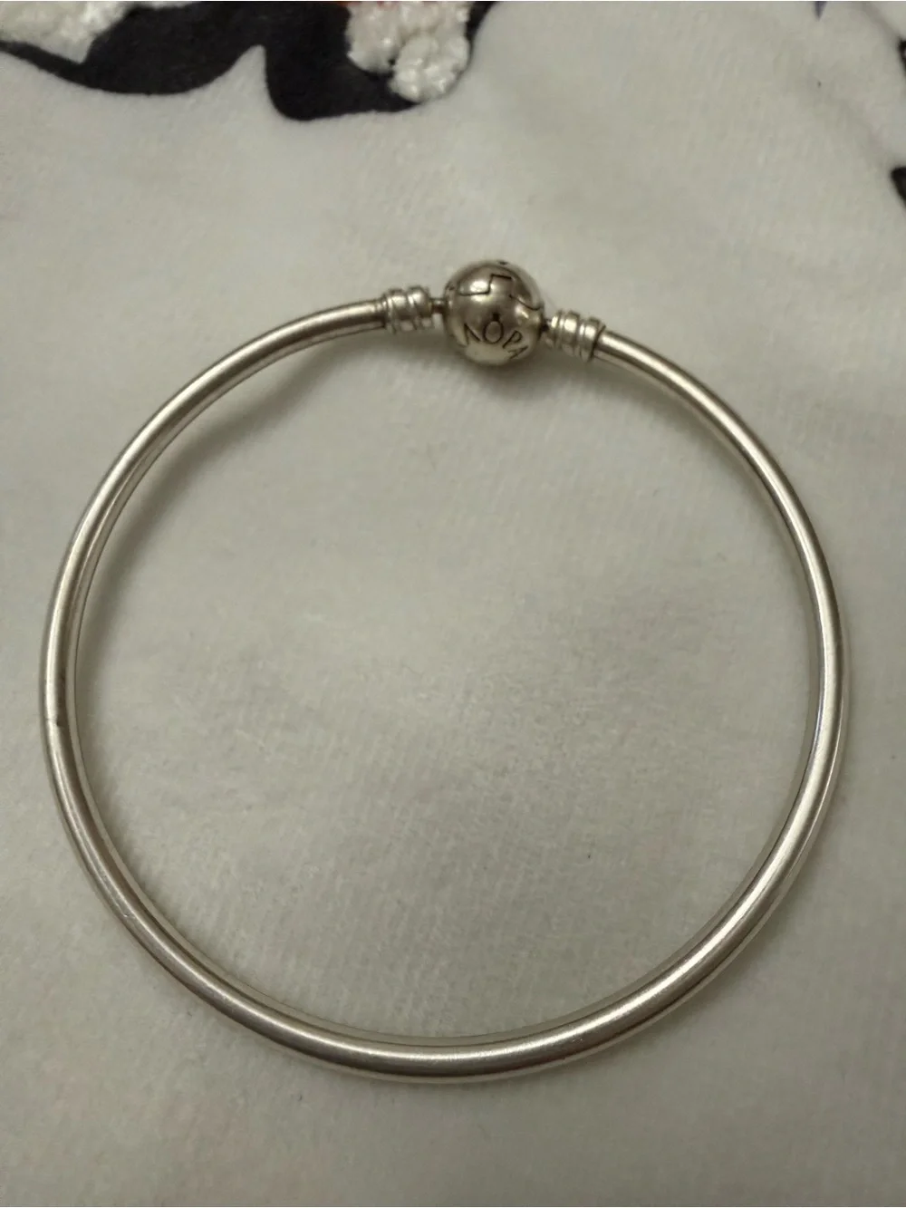 Pandora polished bangle