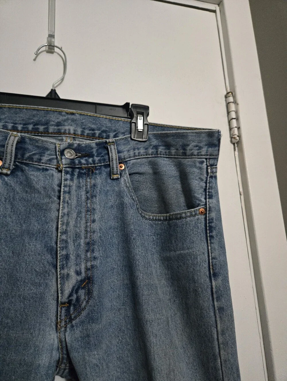 Levis levi mens