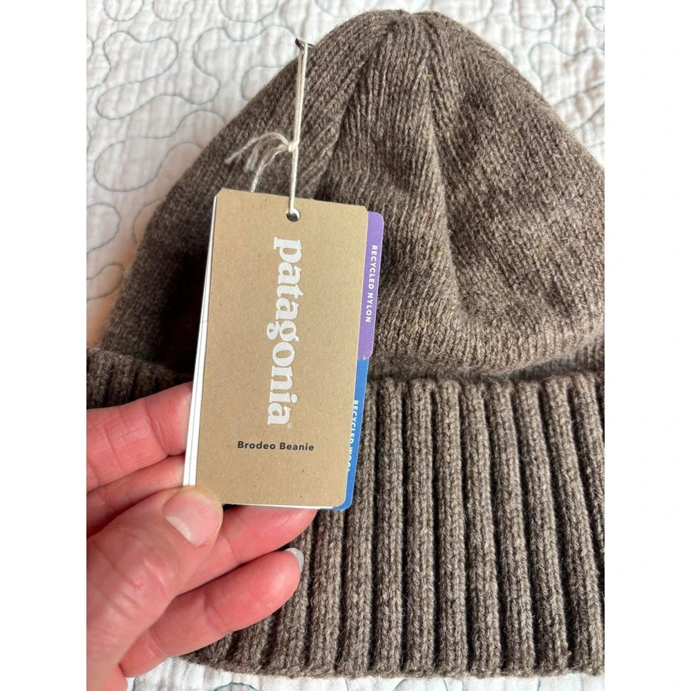 Patagonia brodeo beanie