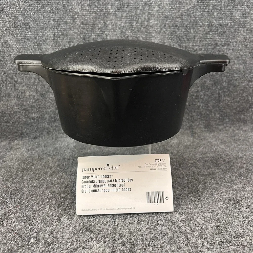 Pampered Chef Black Micro Cooker Large Microwave Steamer Strainer 2 Quart 2778