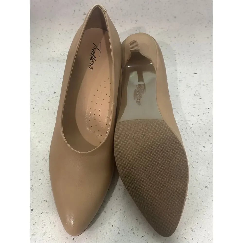 Trotters Women's Kiera Pump, Nude, Size 9.5