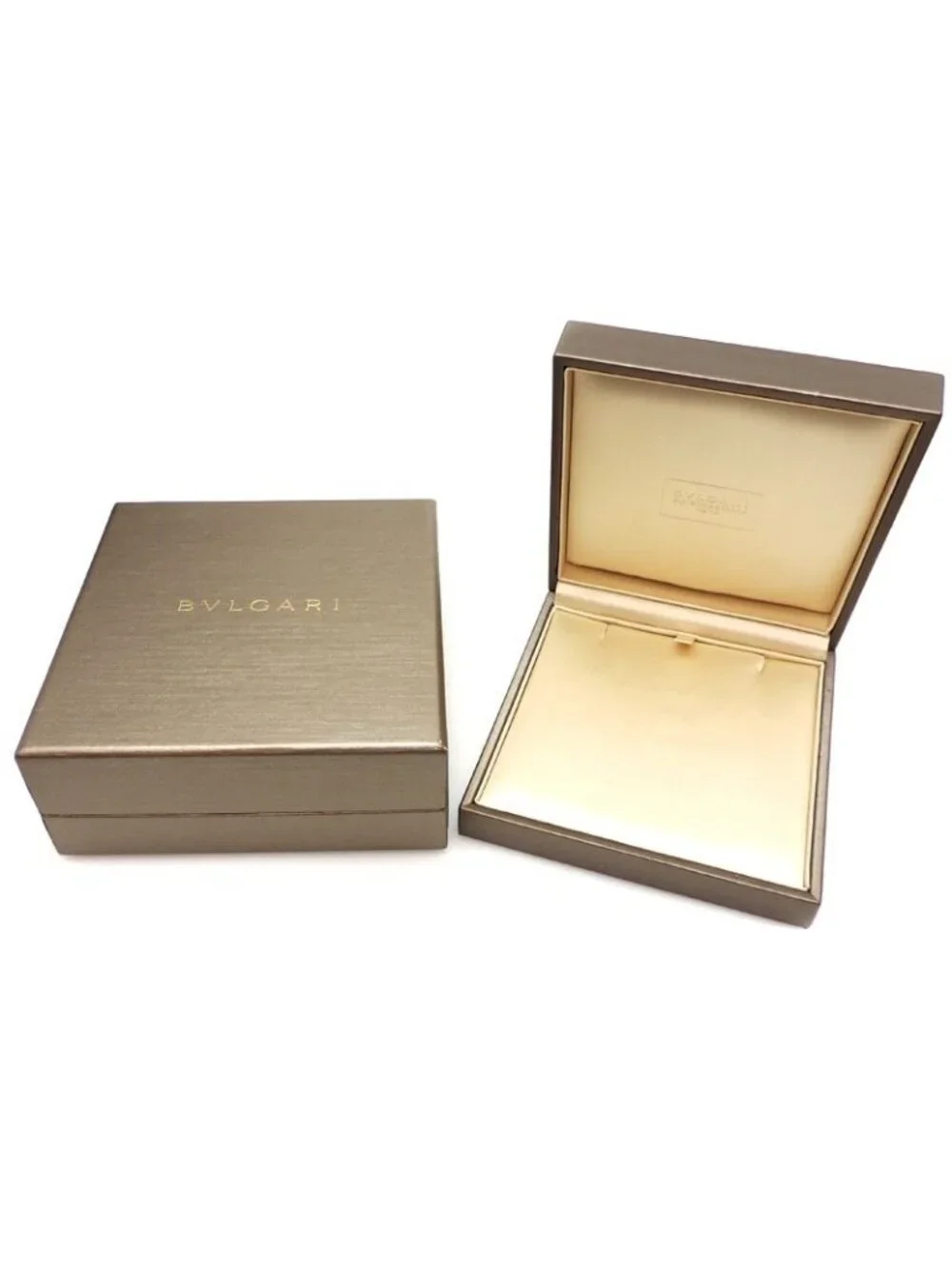 BVLGARI are smell can