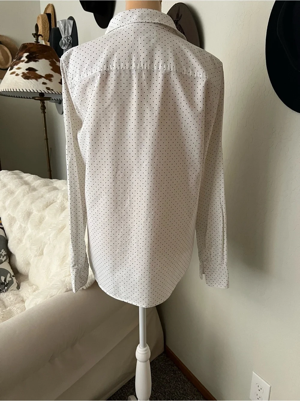 J Crew Women’s “Boy Shirt” Button Down Micro Polka Dot White/Bkack Dot 10
