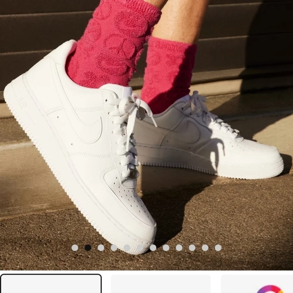 Nike stylish white