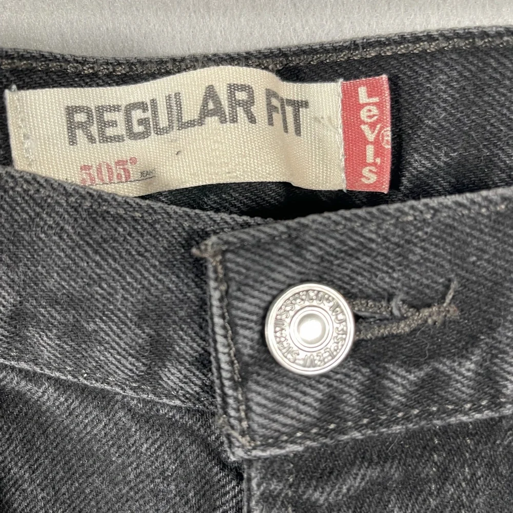 Levis zip only country