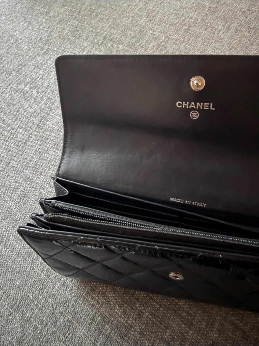 CHANEL classic quilted