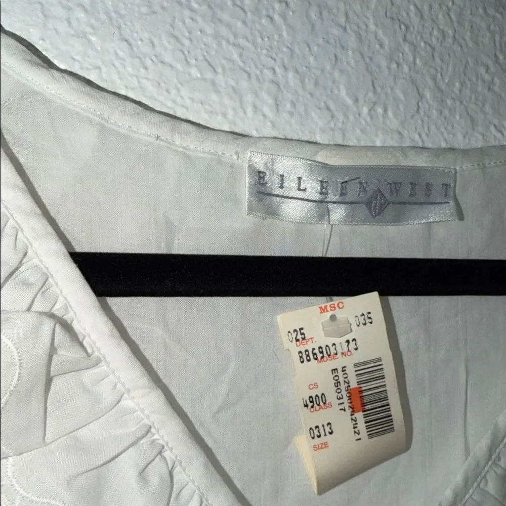 Eileen West chic sleeveless