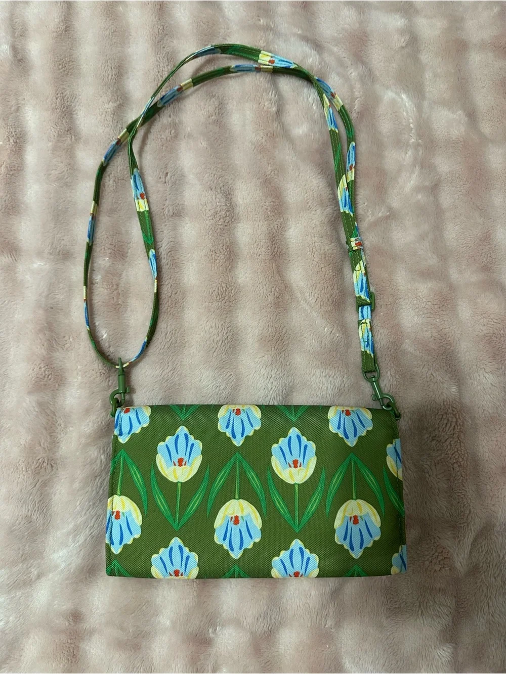 Vera Bradley stylish green
