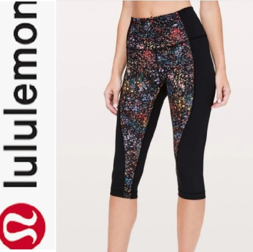 Lululemon Black Flower Athletic Crop Leggings. Size 8.