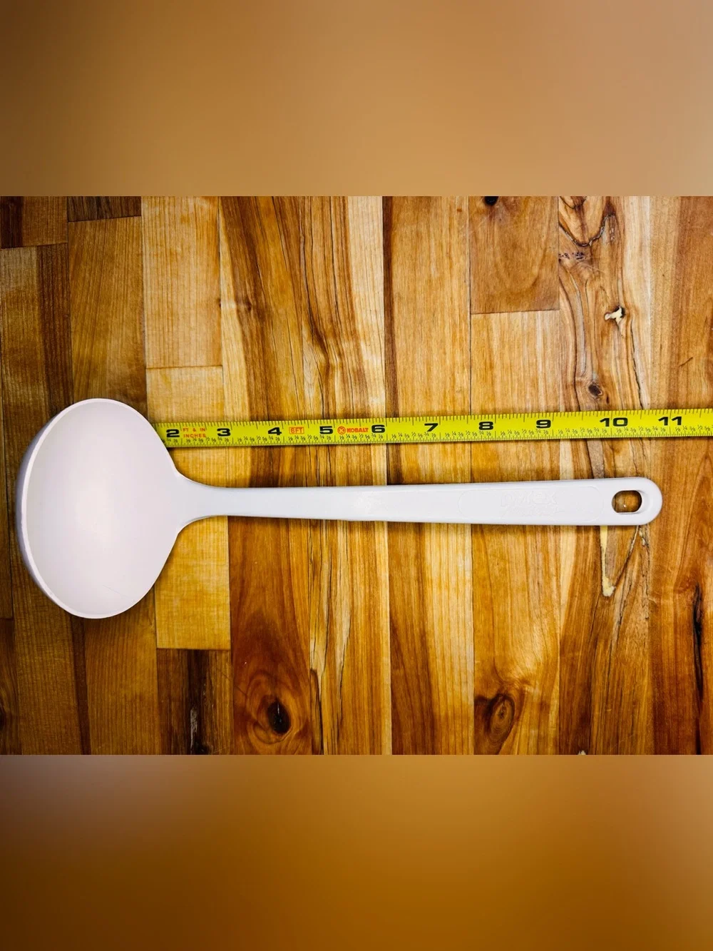Pyrex vintage white