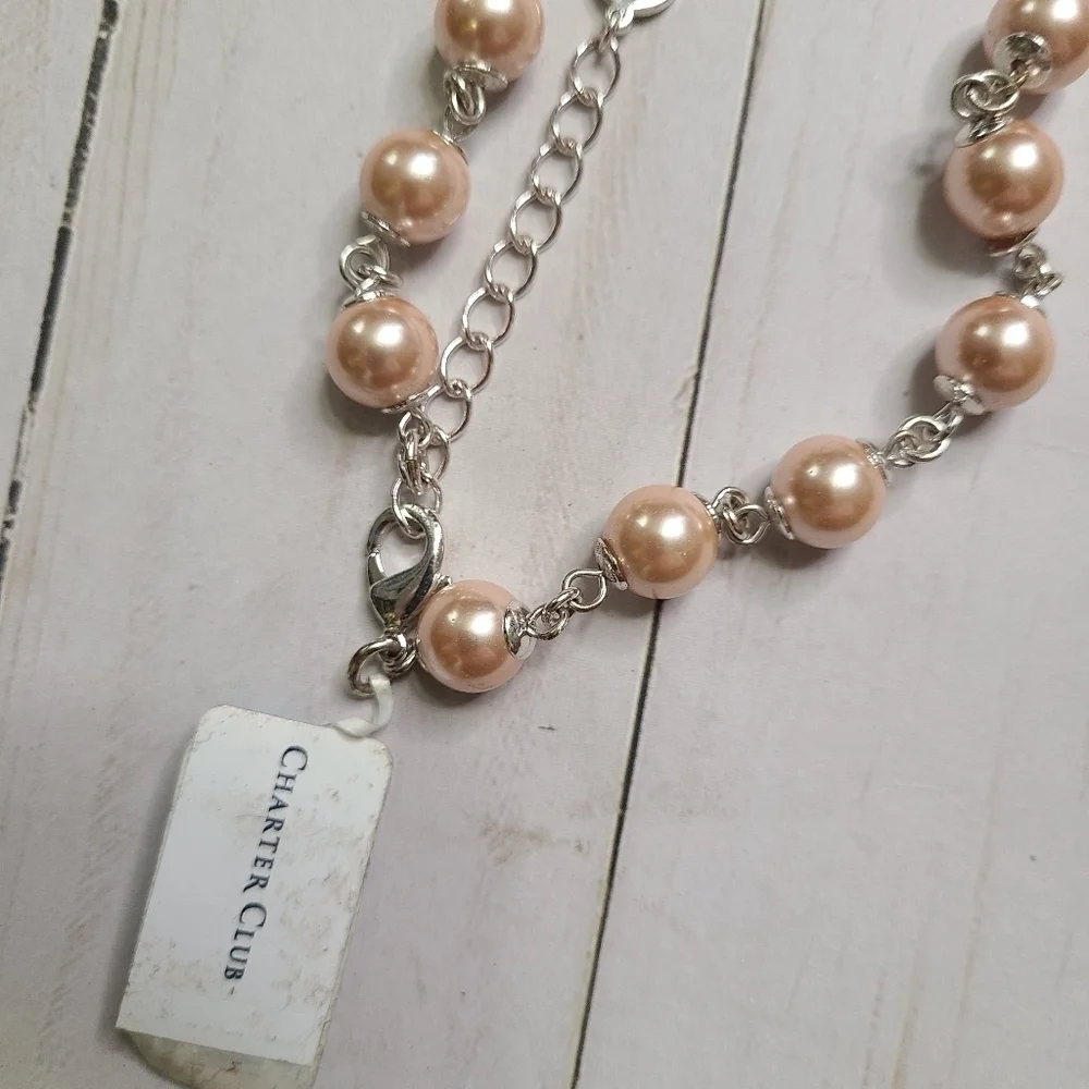 Anne Klein short necklace