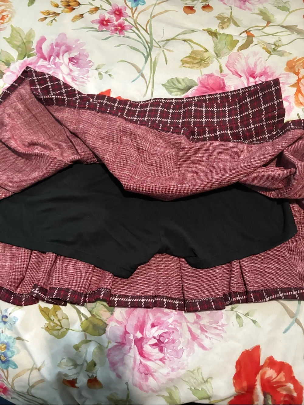 American Eagle Outfitters eagle size