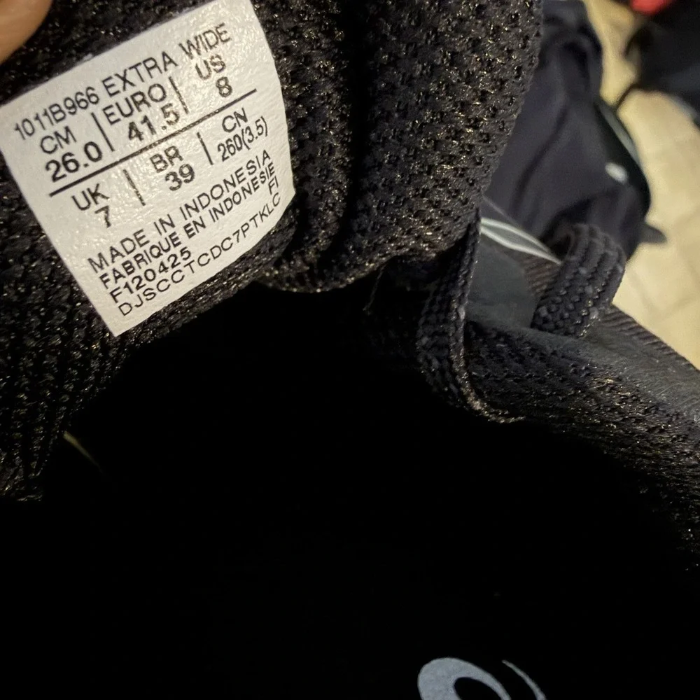 Asics brand new