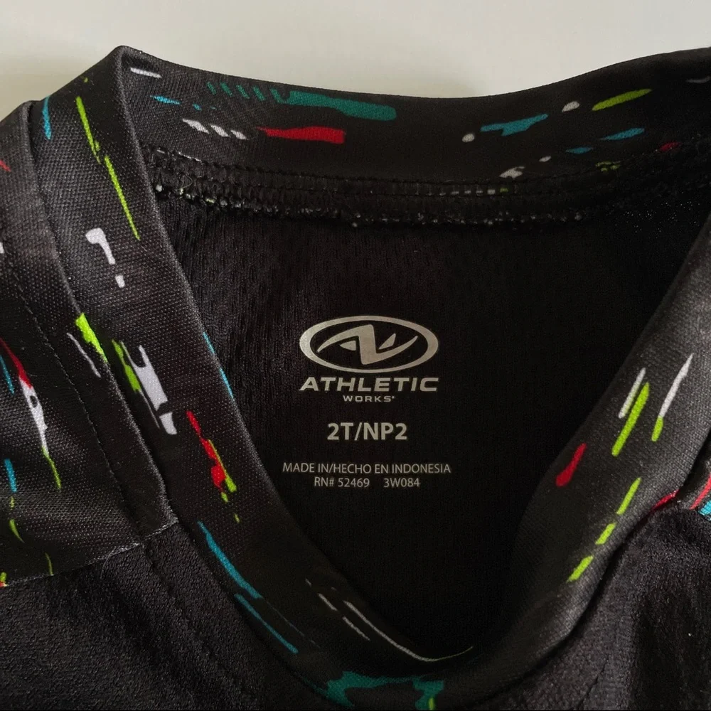 Athletic black short