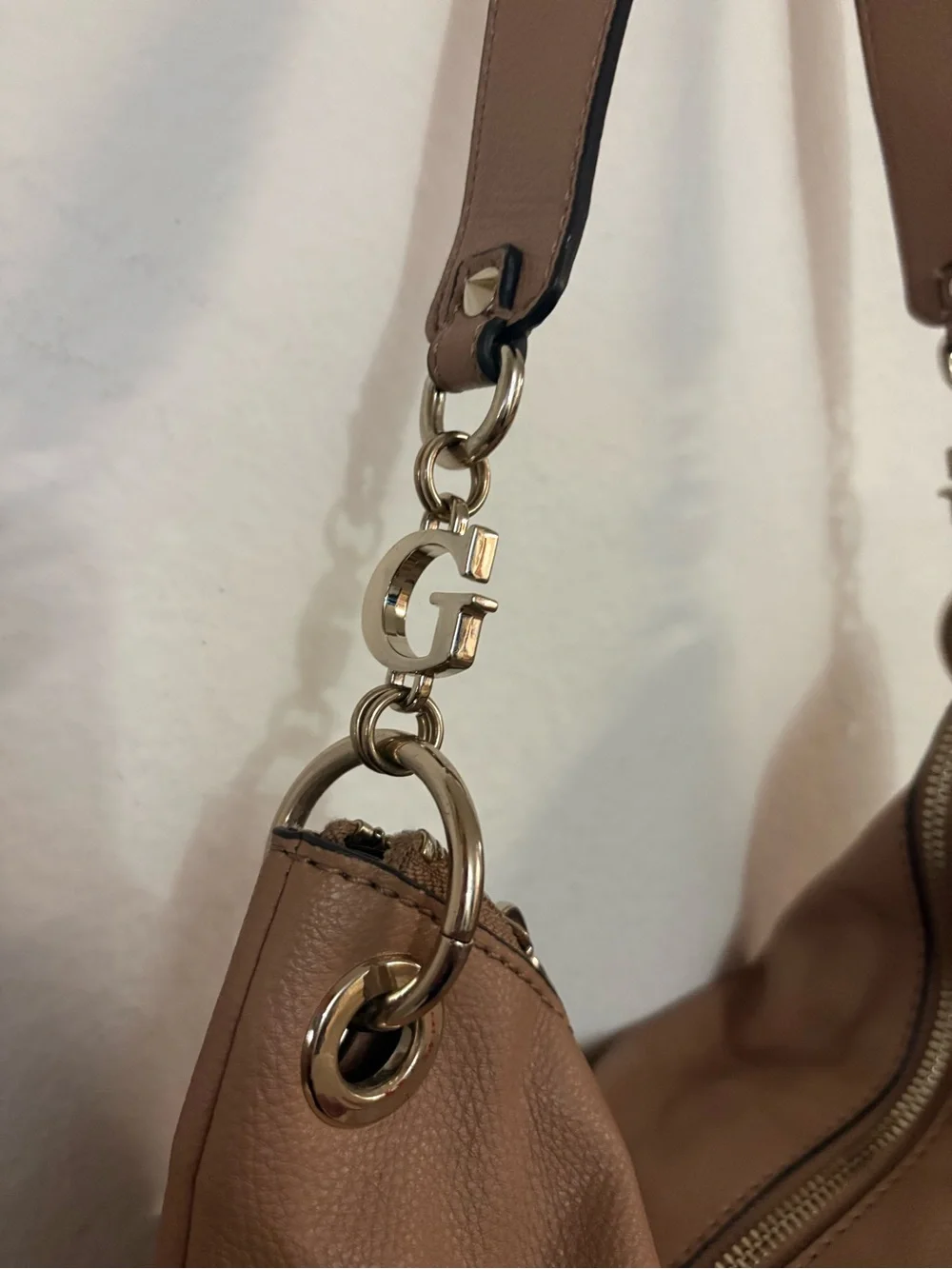 Guess stylish tan