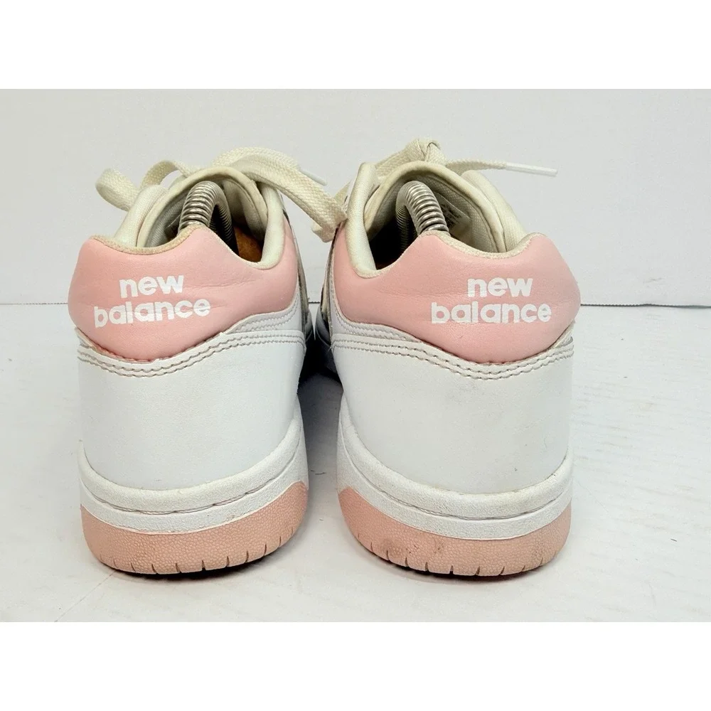 New Balance retro women model