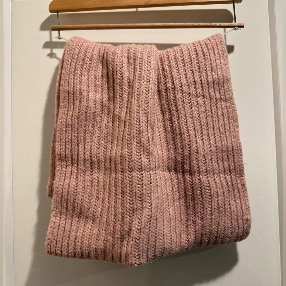 J. Crew Pink SCARF‎ WOOL & CASHMERE