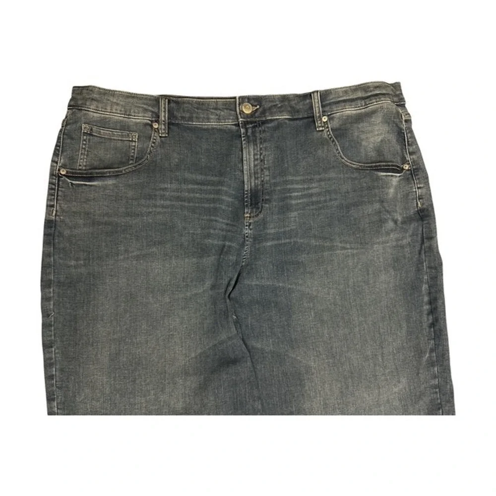 Liz Claiborne liz claiborne