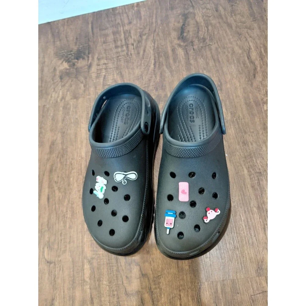 CROCS black mega