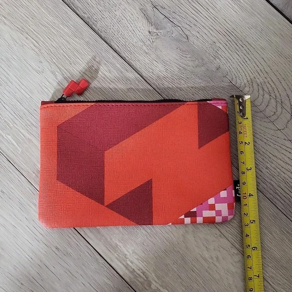 ipsy tetris red