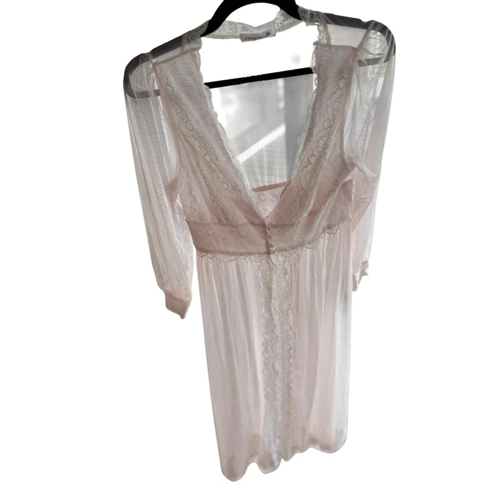 Chong mu ethereal sheer