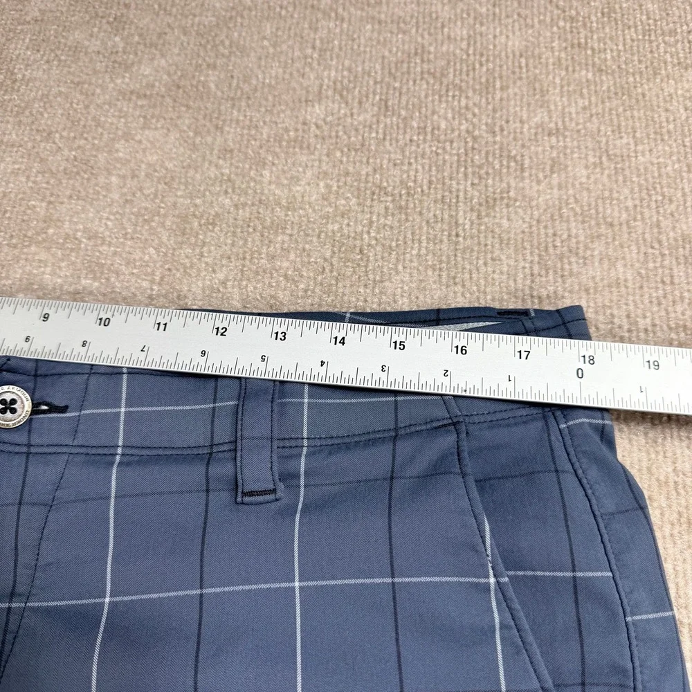 Under Armour Mens Blue Windowpane Plaid Golf Shorts‎ HeatGear Size 38 Loose Fit