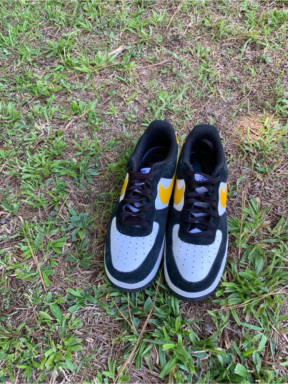 Nike price negotiable