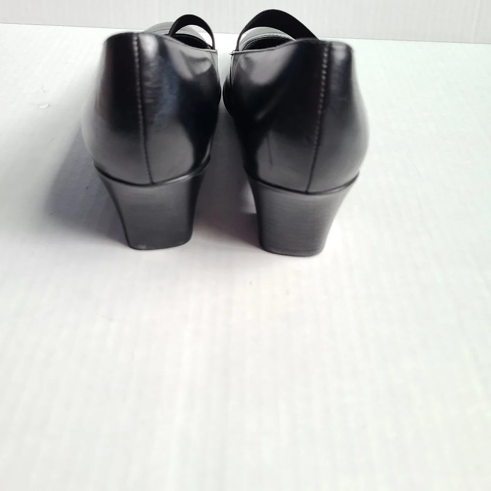 Munro american black