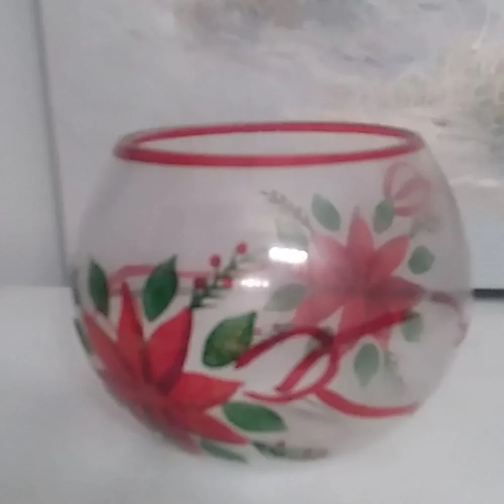 Poinsettia Glass Bowl #1