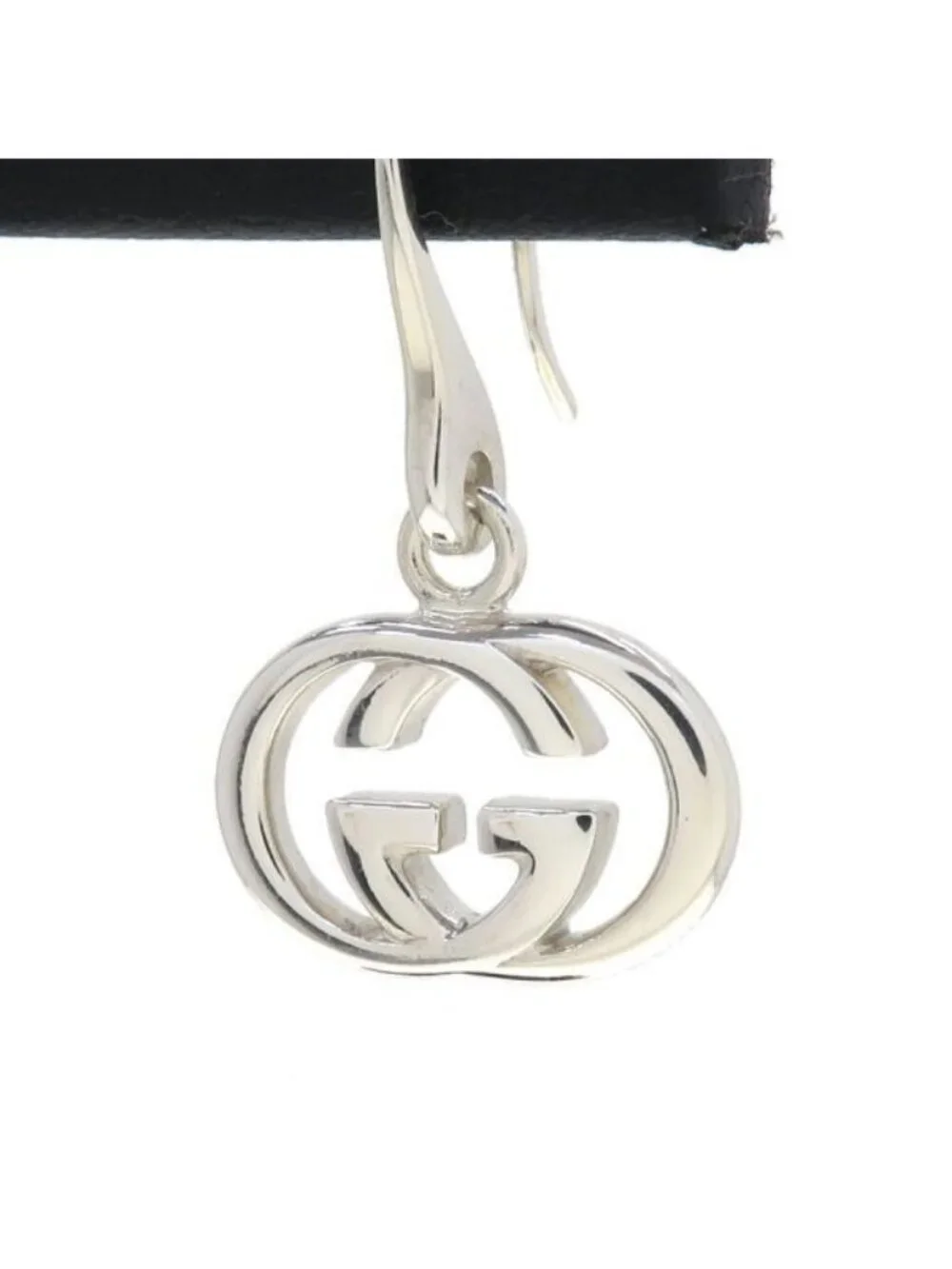 Gucci brand color